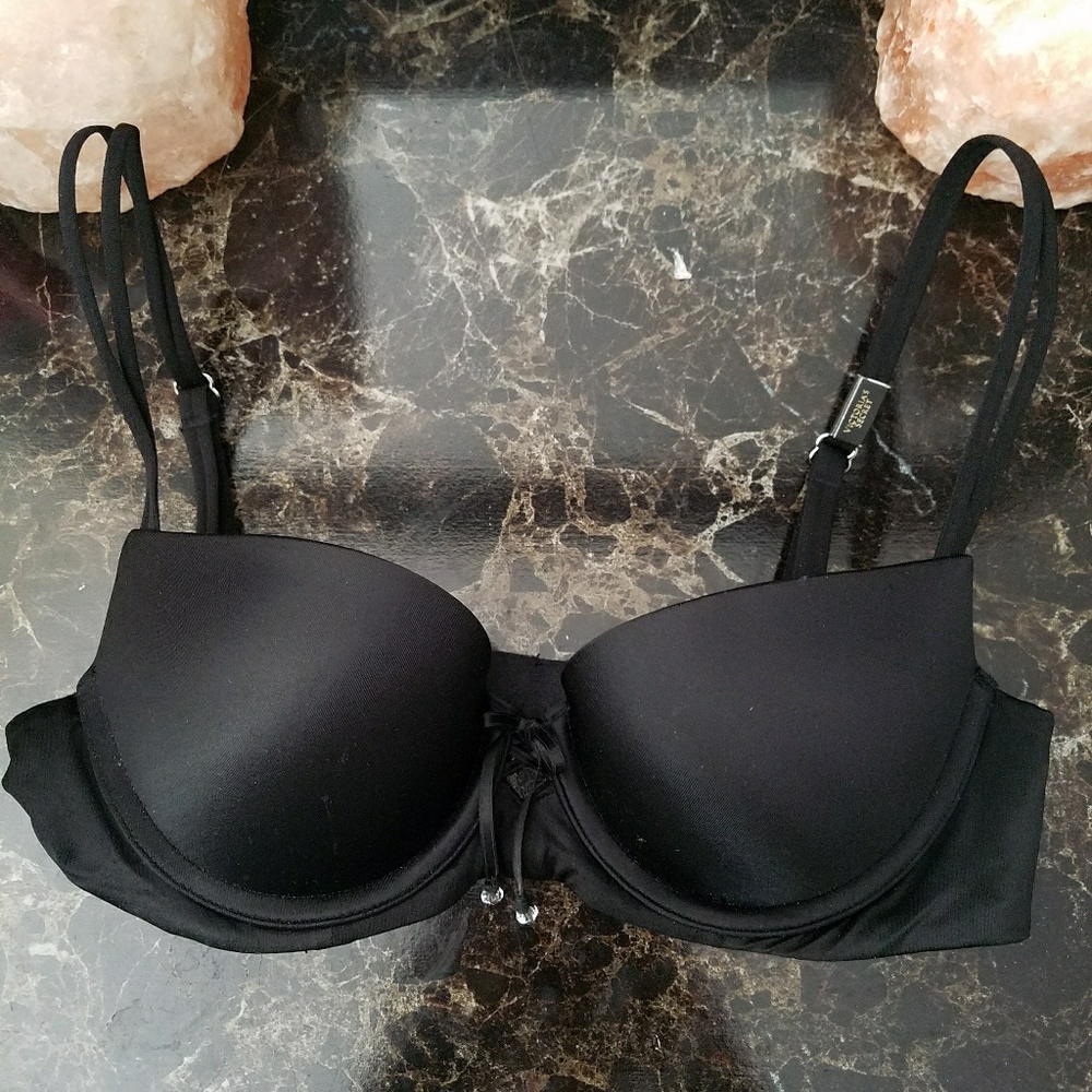 NWT Victoria's Secret Balconet Bra 32b